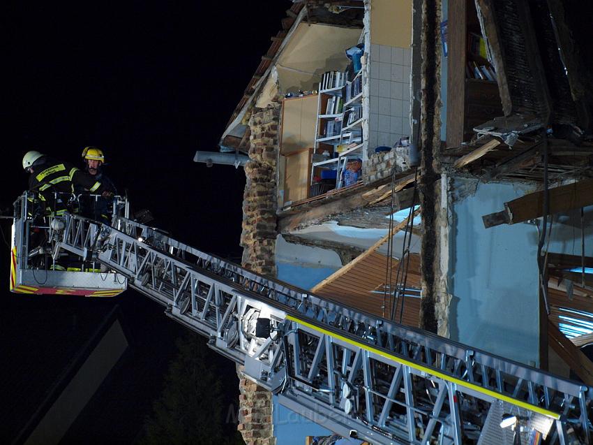 Hausexplosion Bruehl bei Koeln Pingsdorferstr P045.JPG